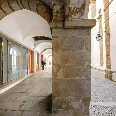 Almoura Giraldo Centro Historico Apartment Evora Exterior photo